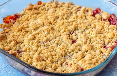 Crumble z rabarbarem