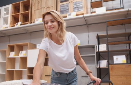 Dębowy stolik na balkon