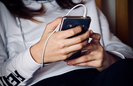 telefon komórkowy