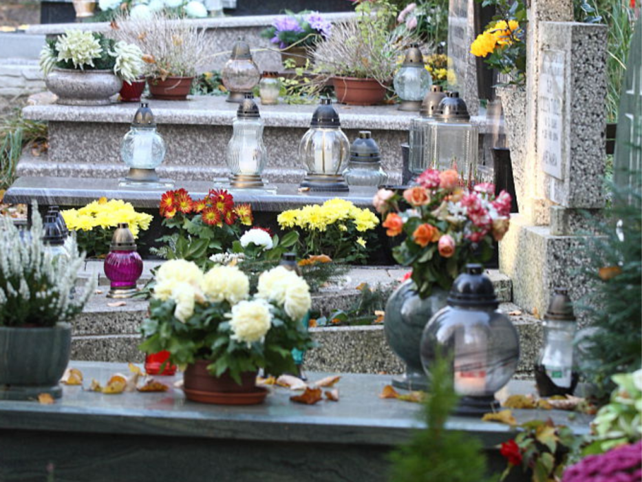 wiązanki na Wszystkich Świętych