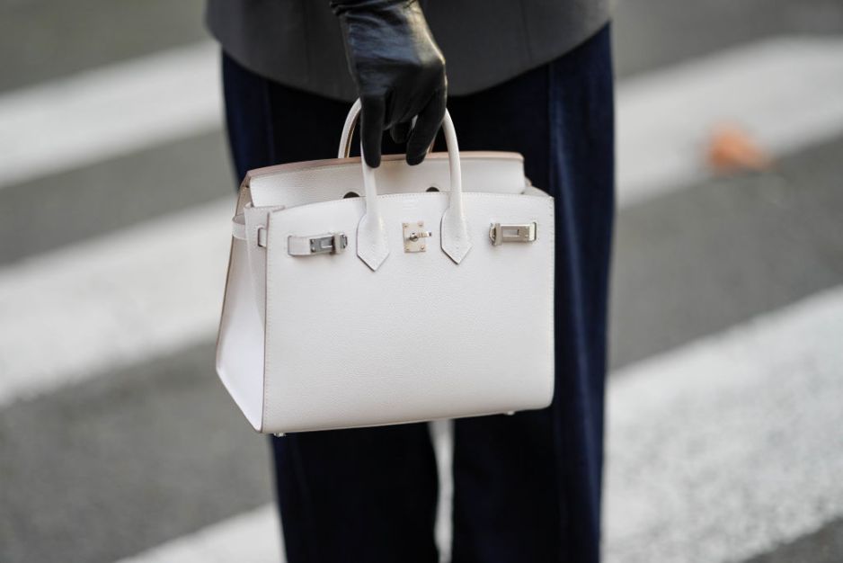Birkin, Chanel, a może Celine? Którą luksusową torebkę powinnaś mieć w szafie? [PSYCHOTEST]