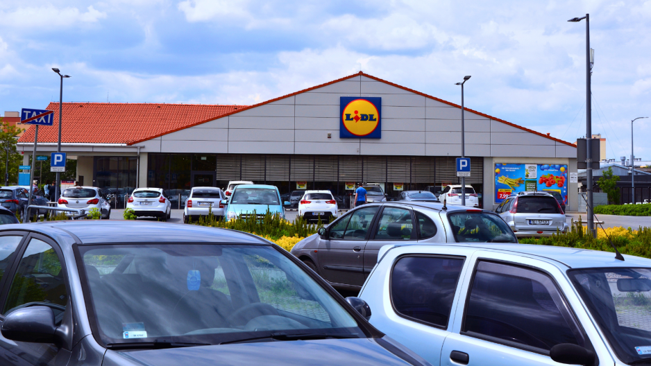 lidl parking