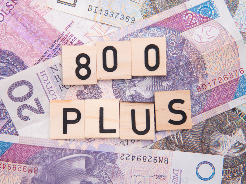 800 plus