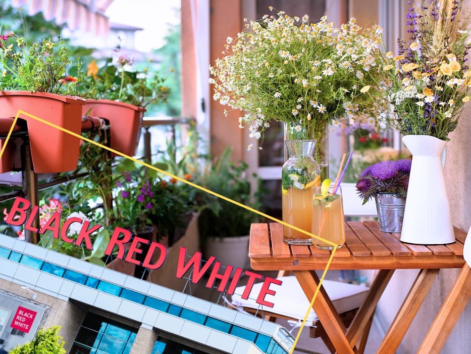 stolik na balkonie Black Red White