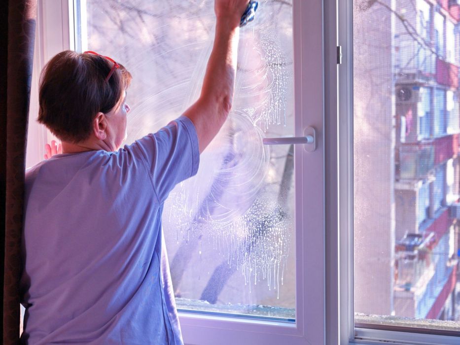 mycie okien domowy trik