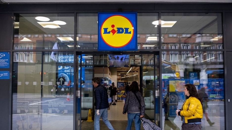 Akacjowa ławka z Lidla